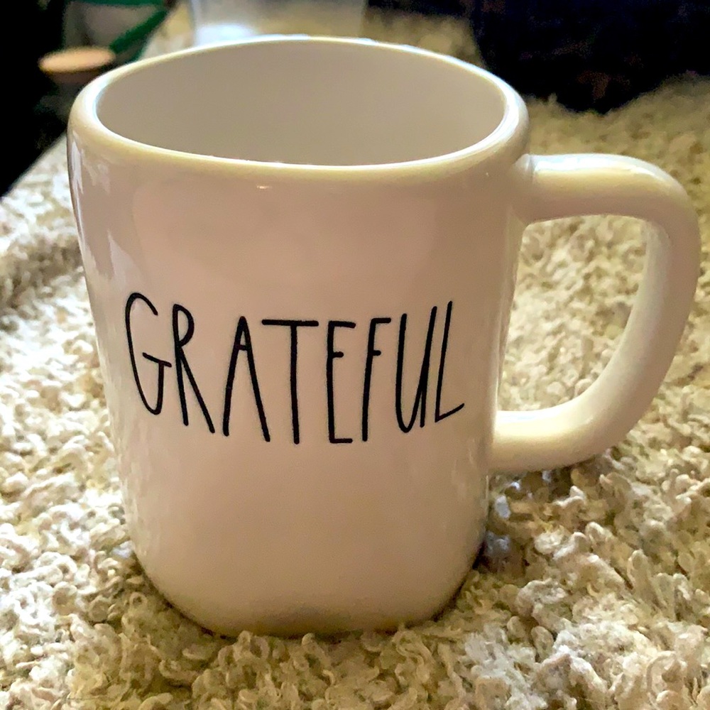 Rae Dunn GRATEFUL mug new